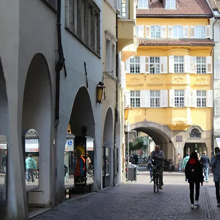 Rathaus 008 - Municipio 008 * Bolzano