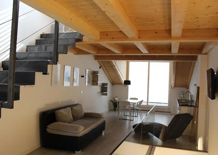 Rathaus 008 - Municipio 008 *