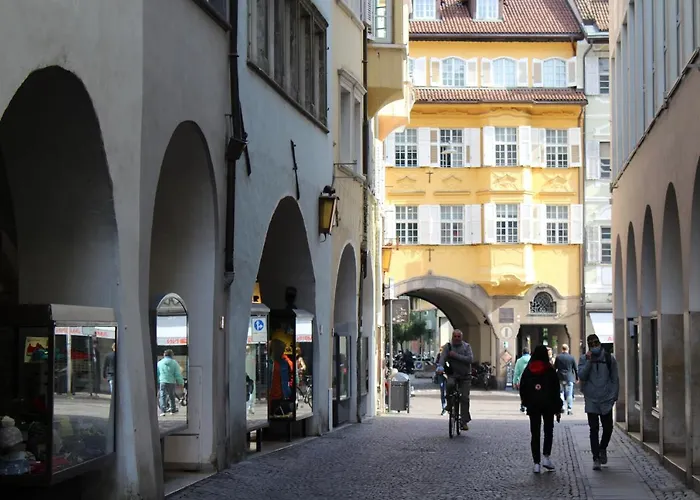 Rathaus 008 - Municipio 008 * Μπολζάνο